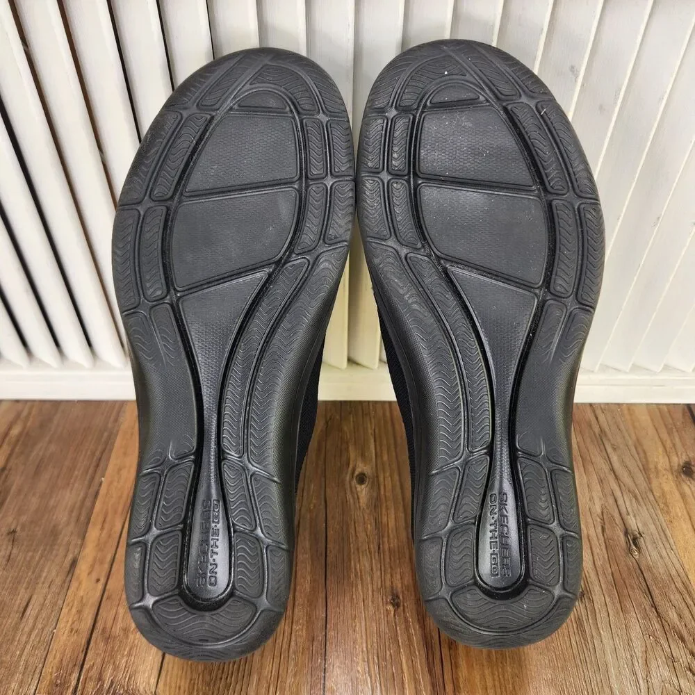 Skechers pre owned